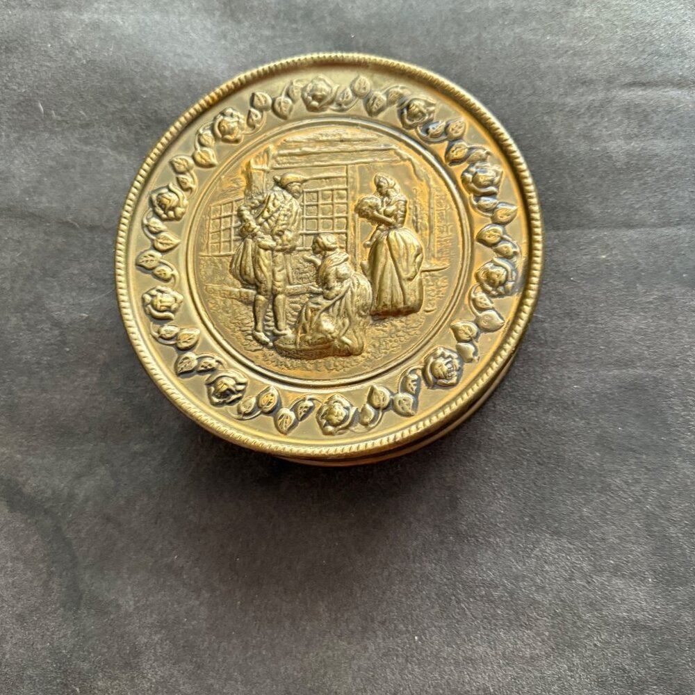 Vintage Made In England Round Brass Wall Pocket